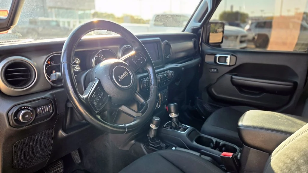 Used 2021 Black Jeep Unlimited Willys image 14