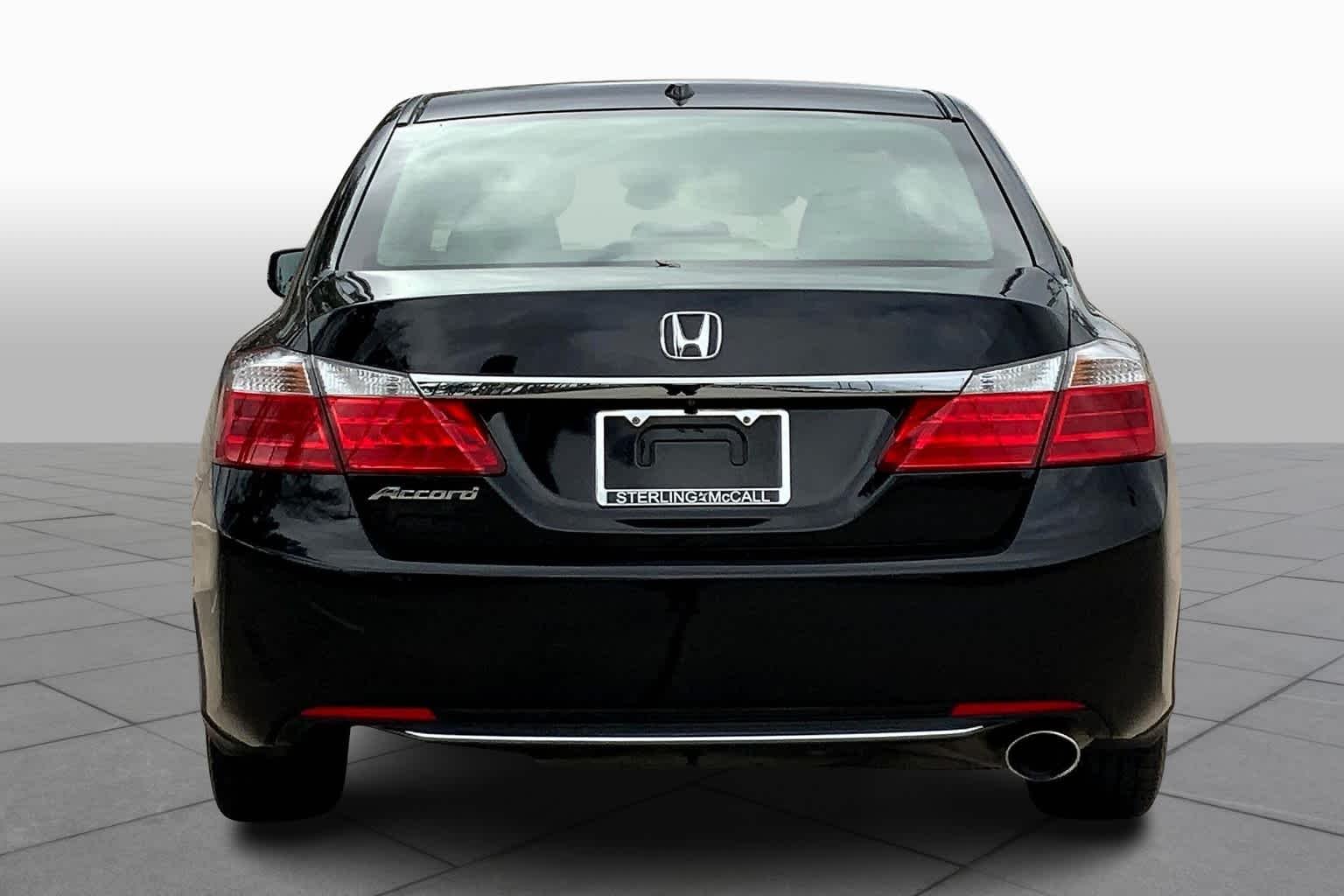 Used 2014 Crystal Black Pearl Honda EX-L image 4