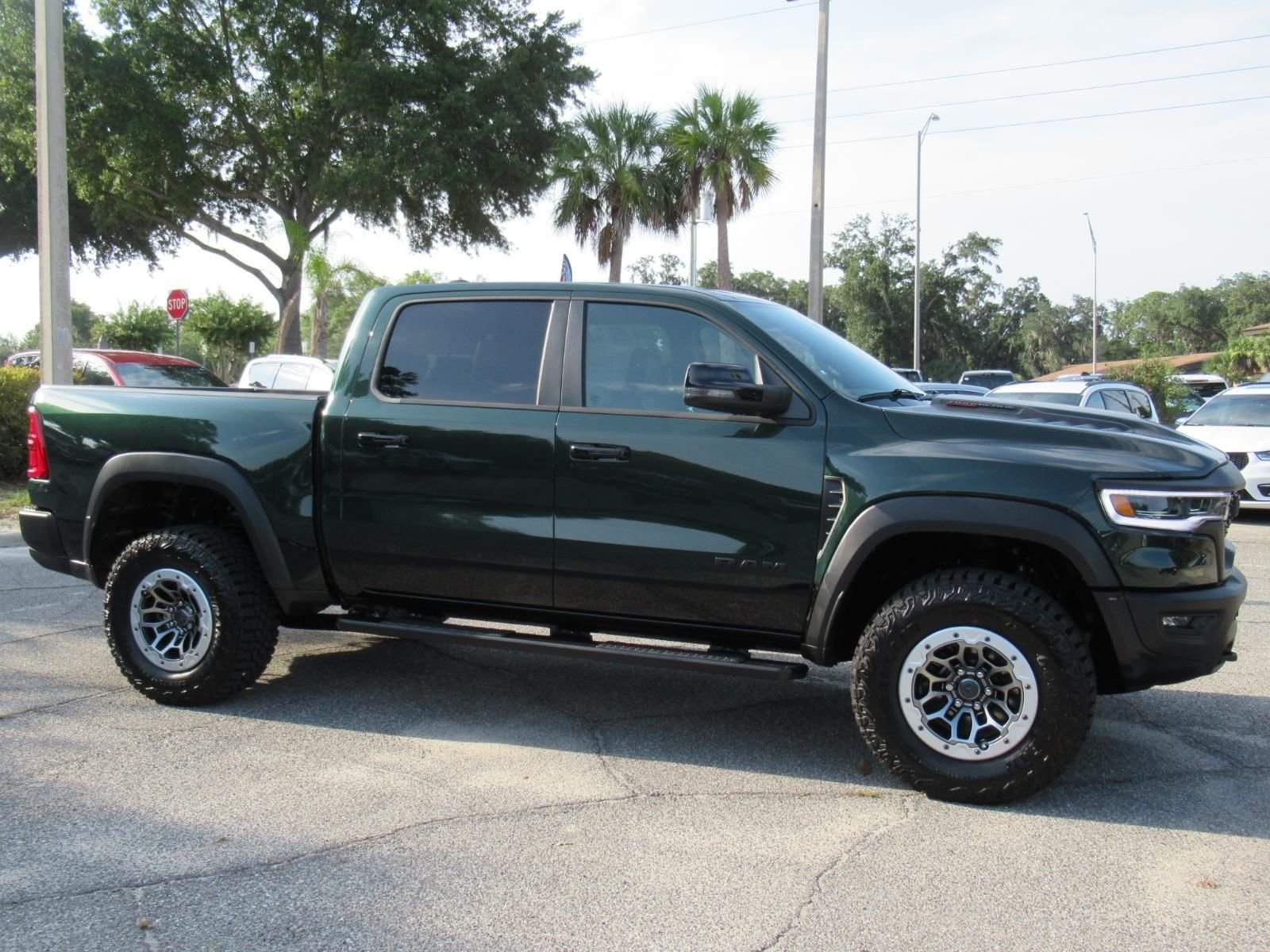 New 2026 Serrano-Green Metallic Exterior Paint RAM RHO image 2
