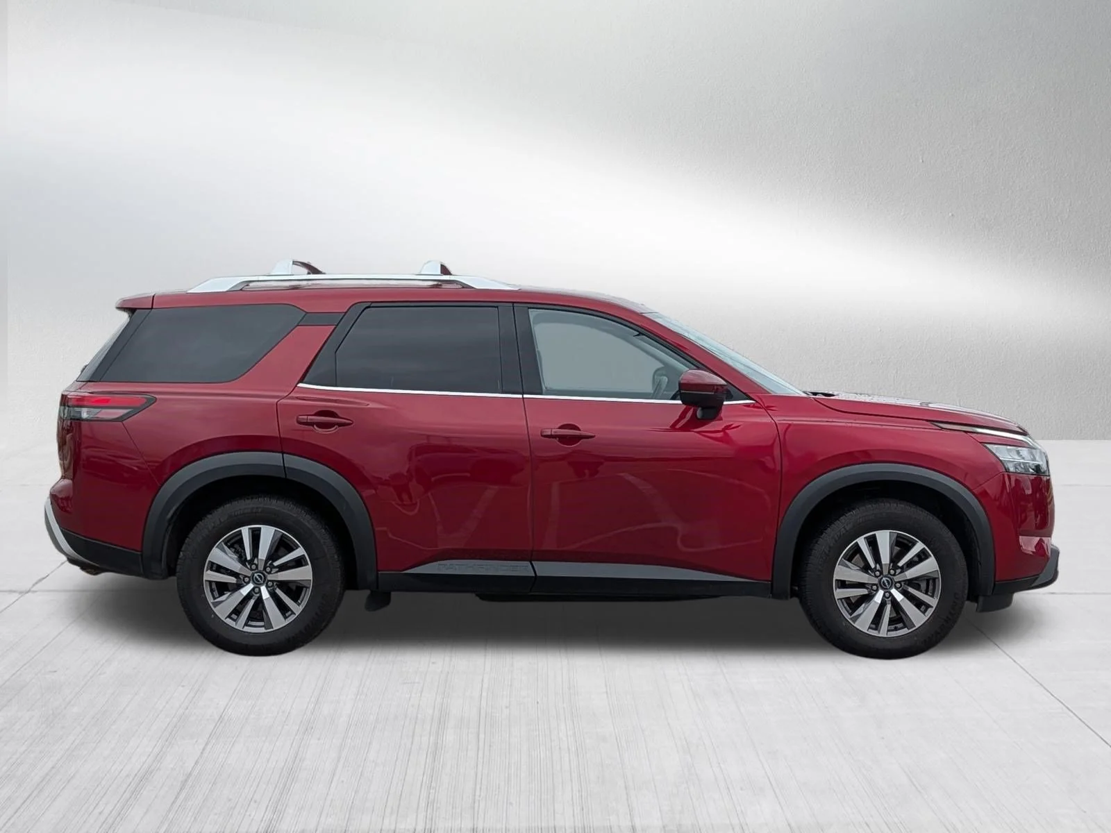2023 Nissan Pathfinder SL - Photo 8