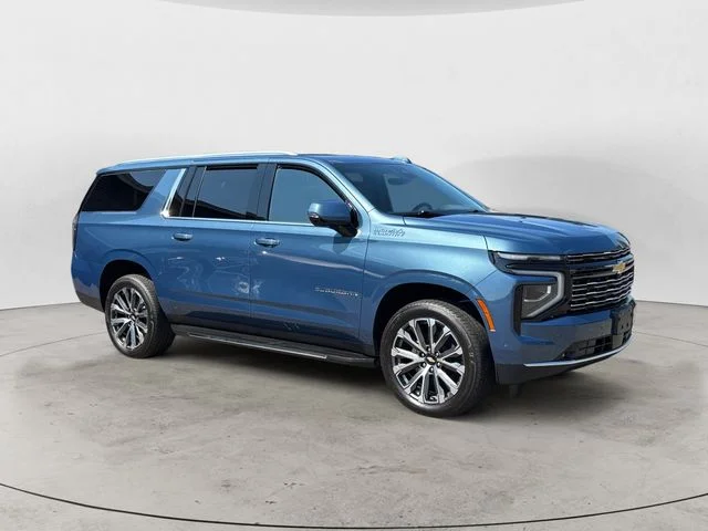 Used 2026 Lakeshore Blue Chevrolet High Country image 3