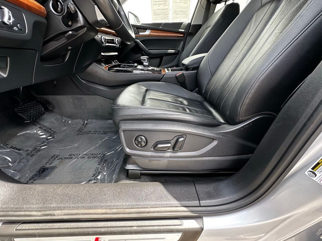 Used 2022 Silver Audi 45 S line Premium image 20