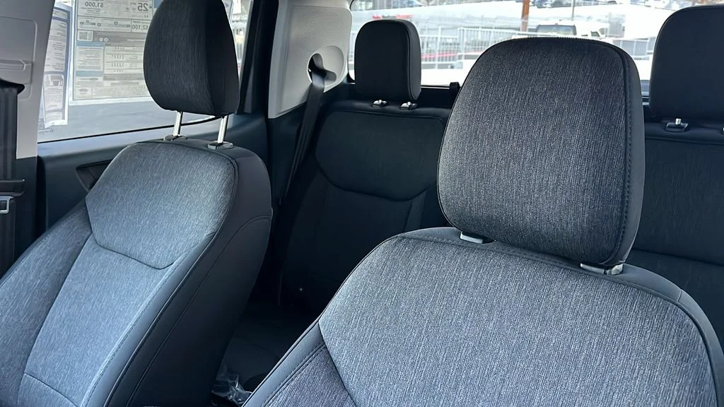 New 2025 Carbonized Gray Metallic Ford XLT image 13