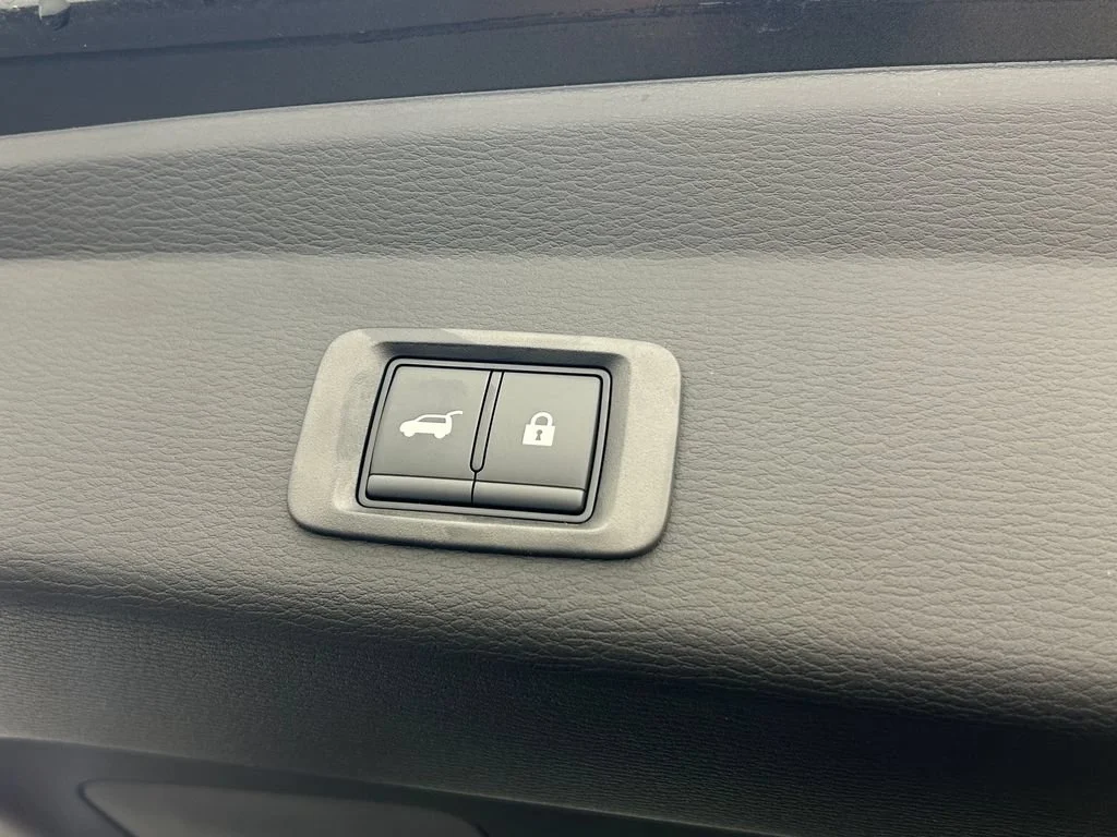 2026 Mitsubishi Outlander SE - Photo 17