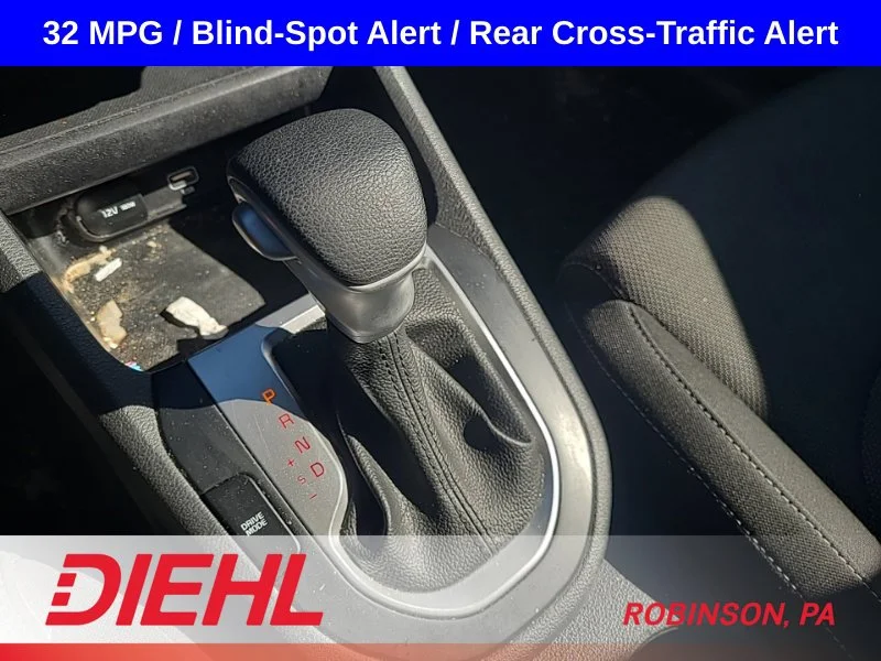Used 2023 White Kia LXS image 14
