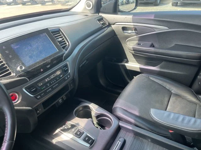 Used 2023  Honda RTL image 11