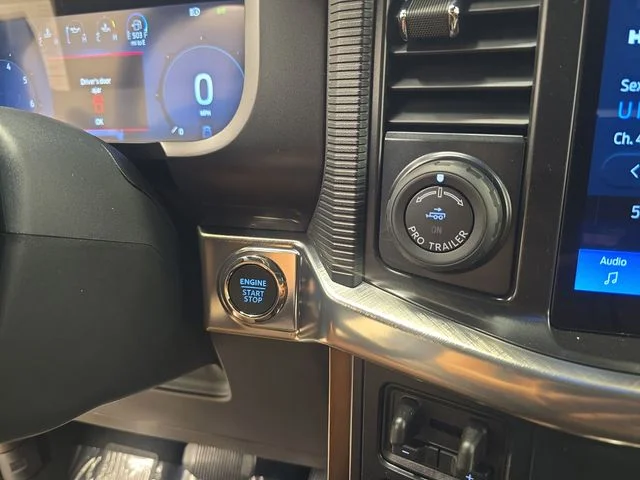 New 2026 Star White Metallic Tri-Coat Ford King Ranch® image 39
