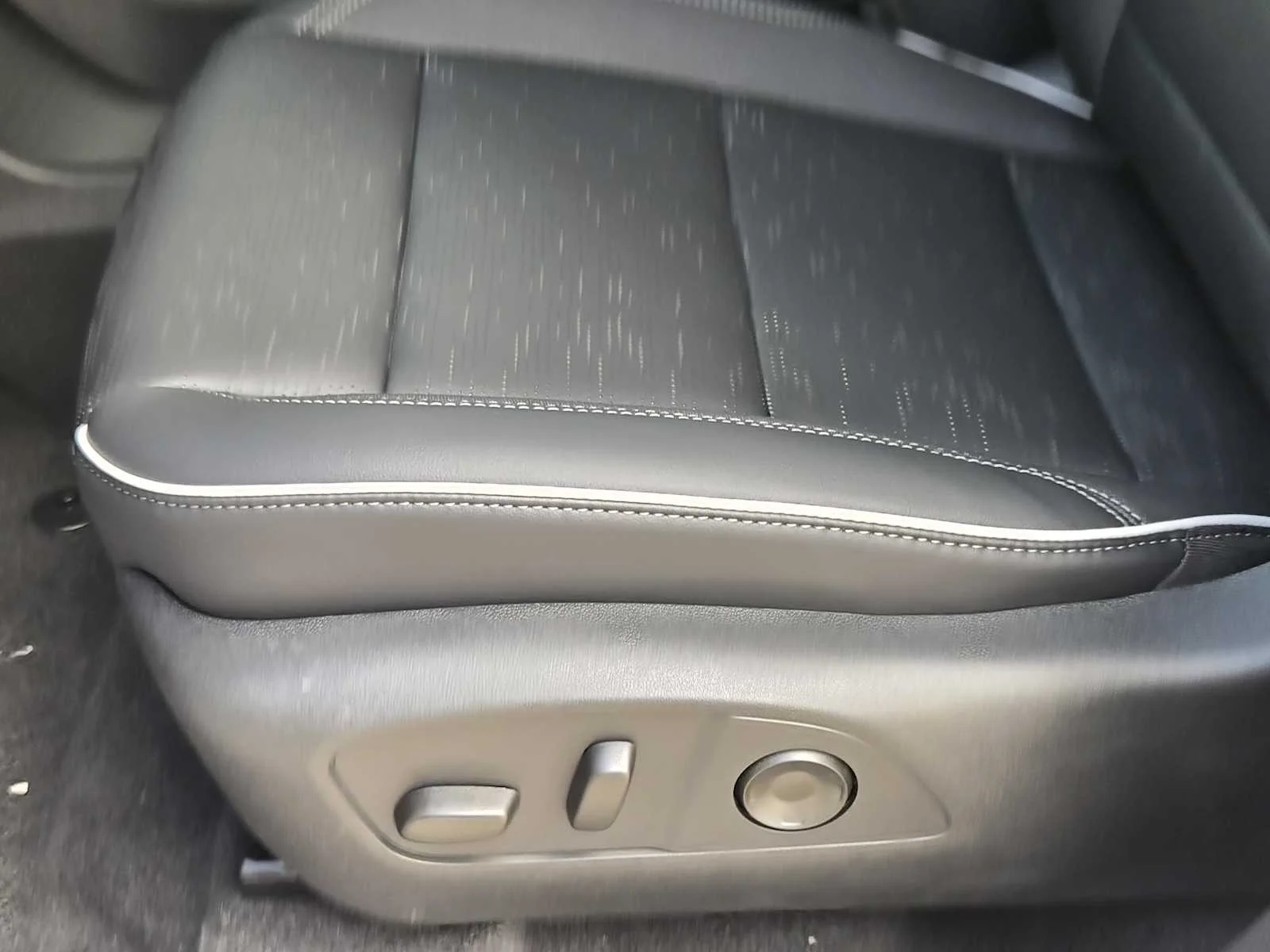 2026 Buick Enclave Sport Touring - Photo 15