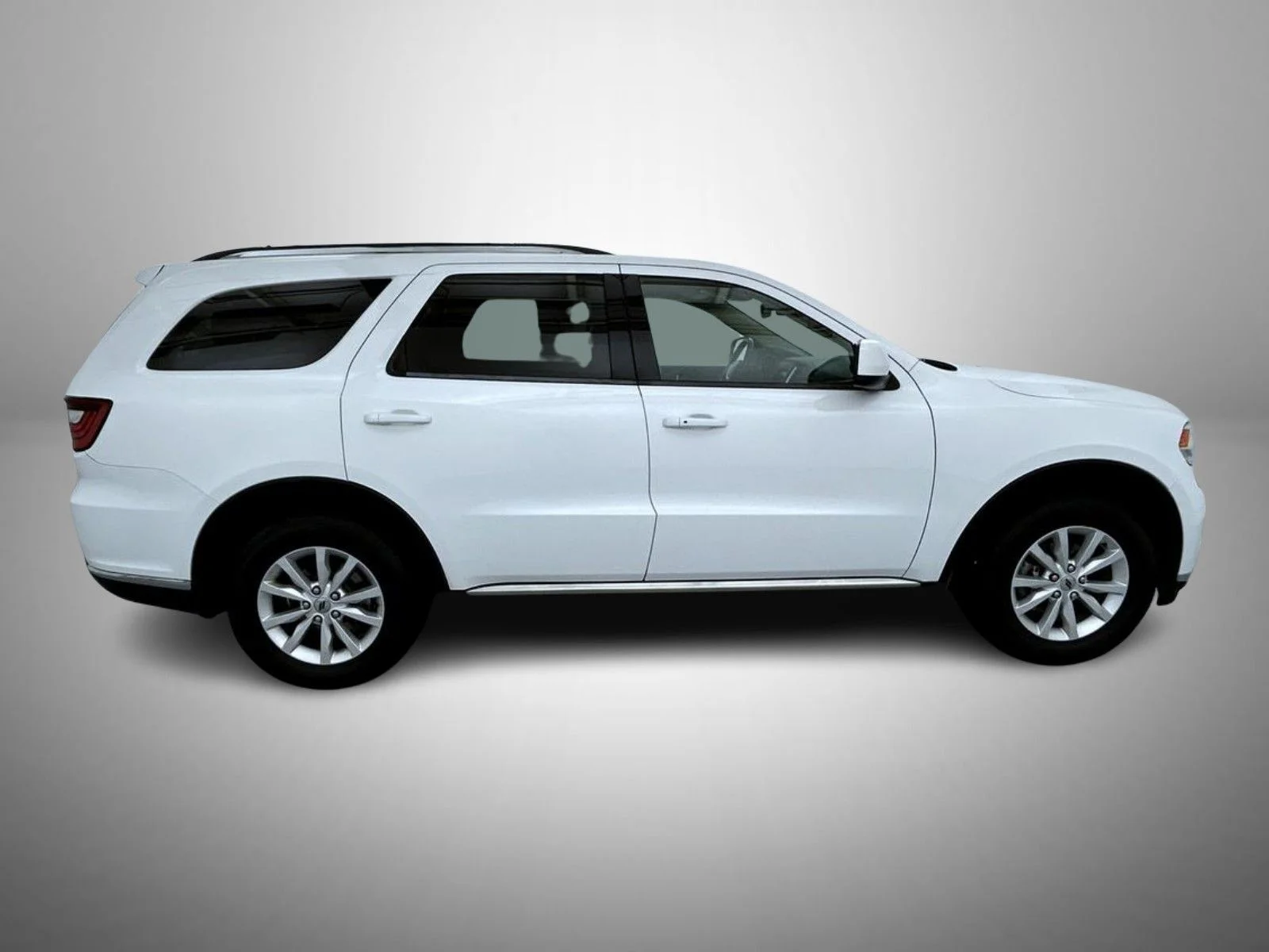 Used 2020 White Dodge SXT Plus image 4
