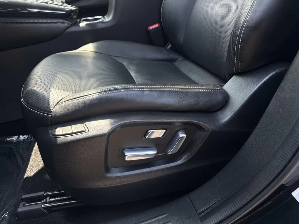 Used 2023 Black Mazda Grand Touring image 23