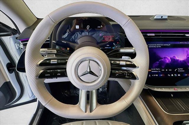 New 2027 MANUFAKTUR Moonlight White Metallic Mercedes-Benz S 500 image 41