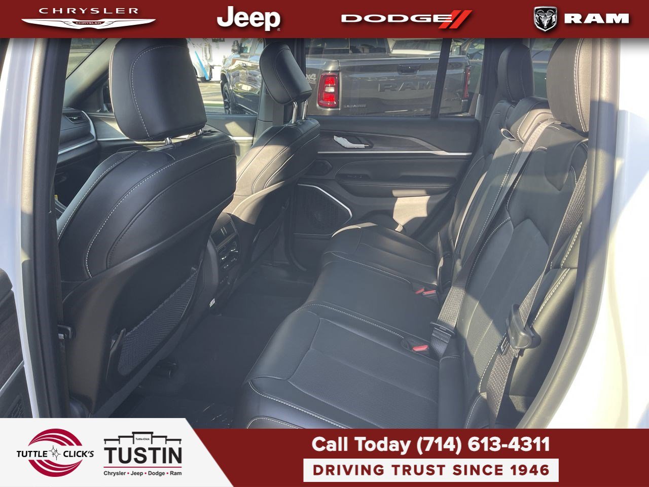 New 2026 Bright White Clear-Coat Exterior Paint Jeep Limited Reserve image 18