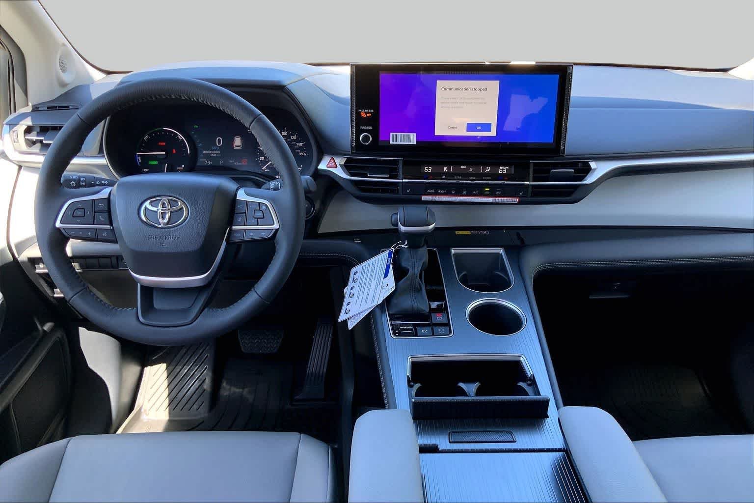 New 2026 Wind Chill Pearl Toyota XLE image 5