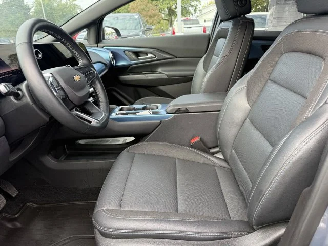 Used 2024 Galaxy Gray Metallic Chevrolet LT image 11