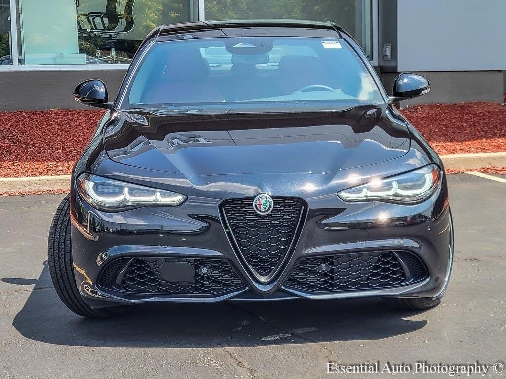 2025 ALFA ROMEO GIULIA (952) - Image 3