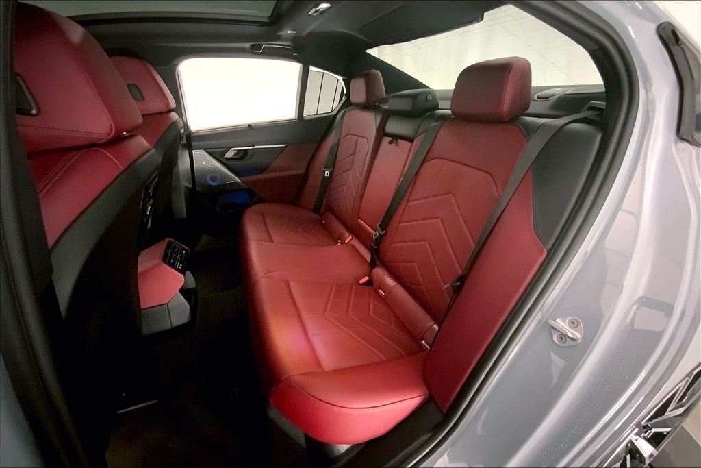 Used 2025 Brooklyn Grey Metallic BMW  image 14