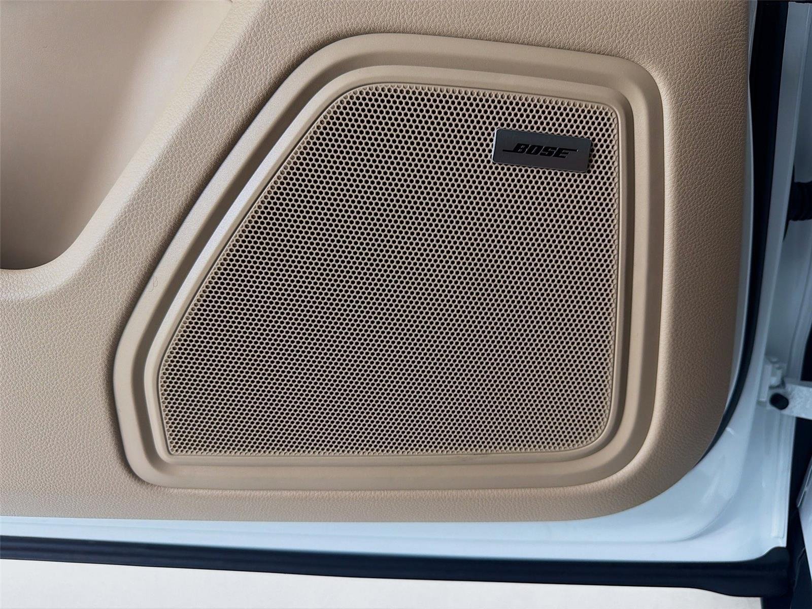 Used 2026 White Porsche  image 9