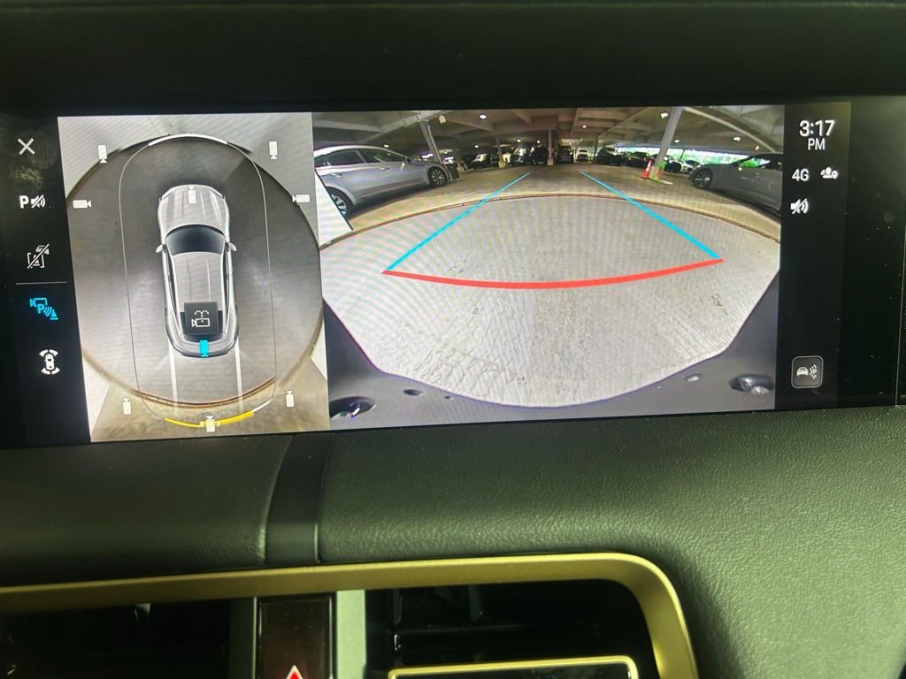 2025 Porsche Taycan S - Photo 30