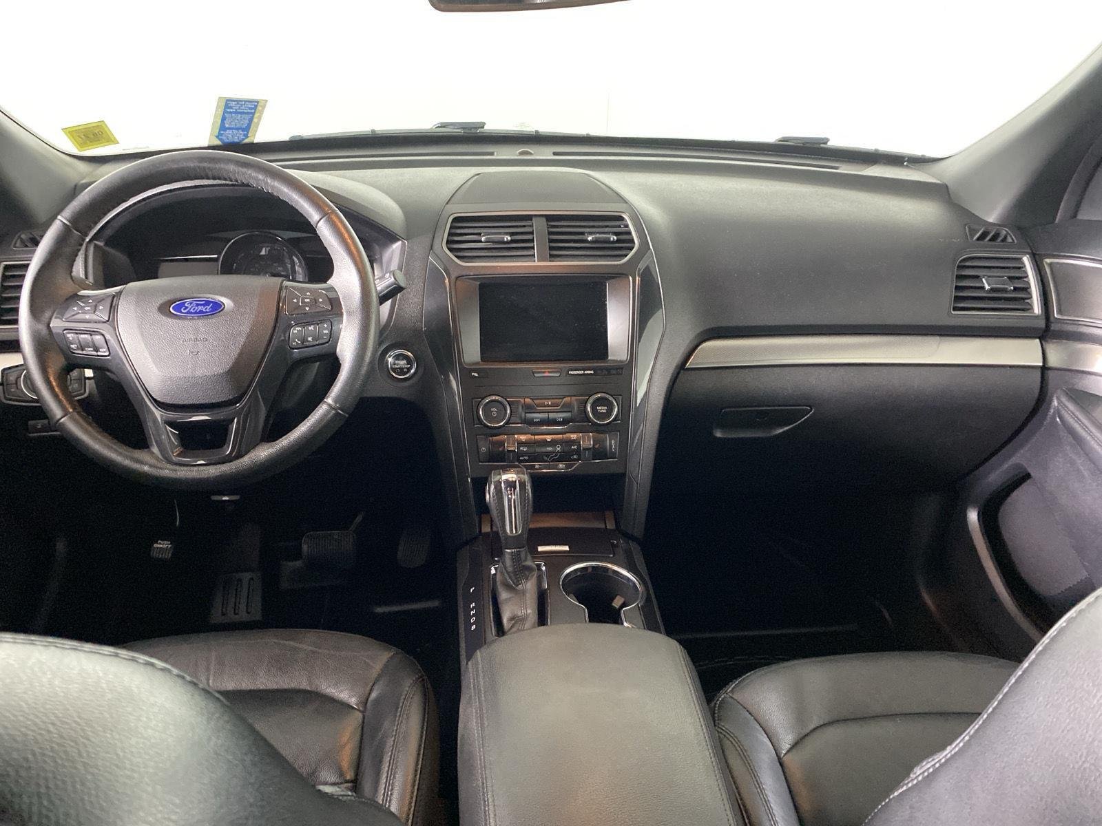 Used 2018 Ingot Silver Ford XLT image 25