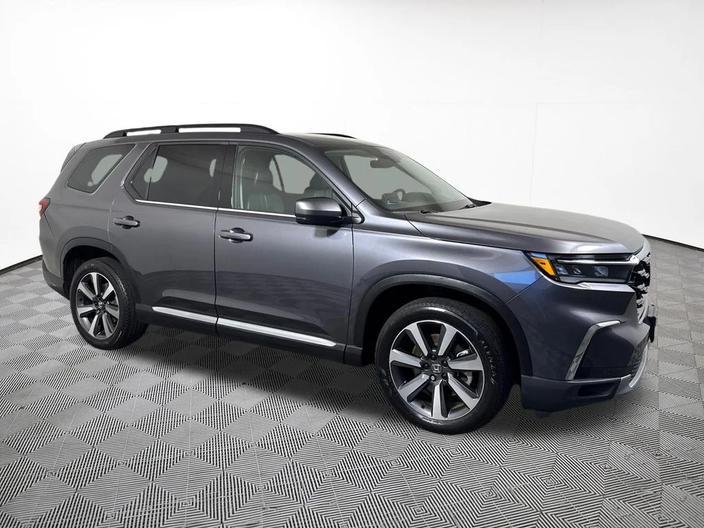 Used 2023 Gray Honda Touring image 5