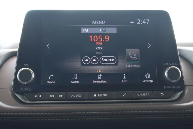 Used 2022 Silver Nissan SV image 26