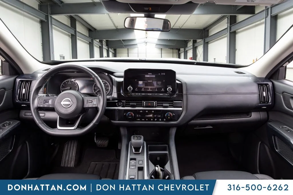 Used 2025 Black Nissan SV image 5