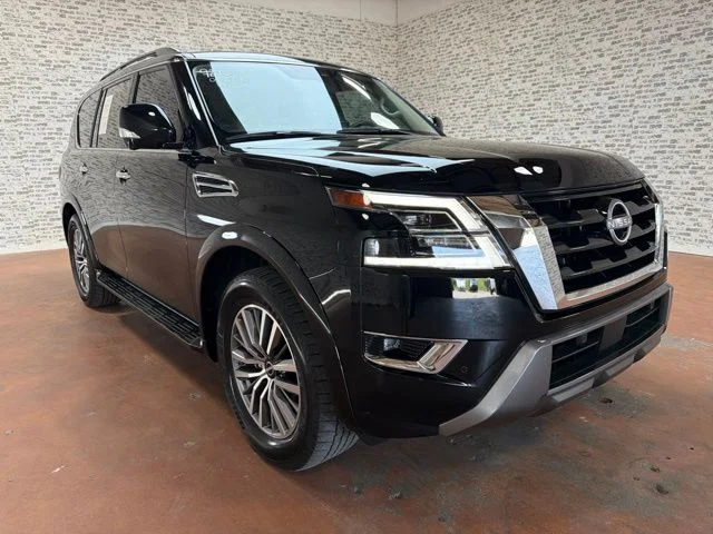Used 2023 Super Black Nissan SL image 9