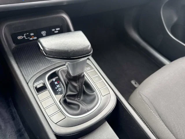 2024 Hyundai Kona SEL - Photo 24