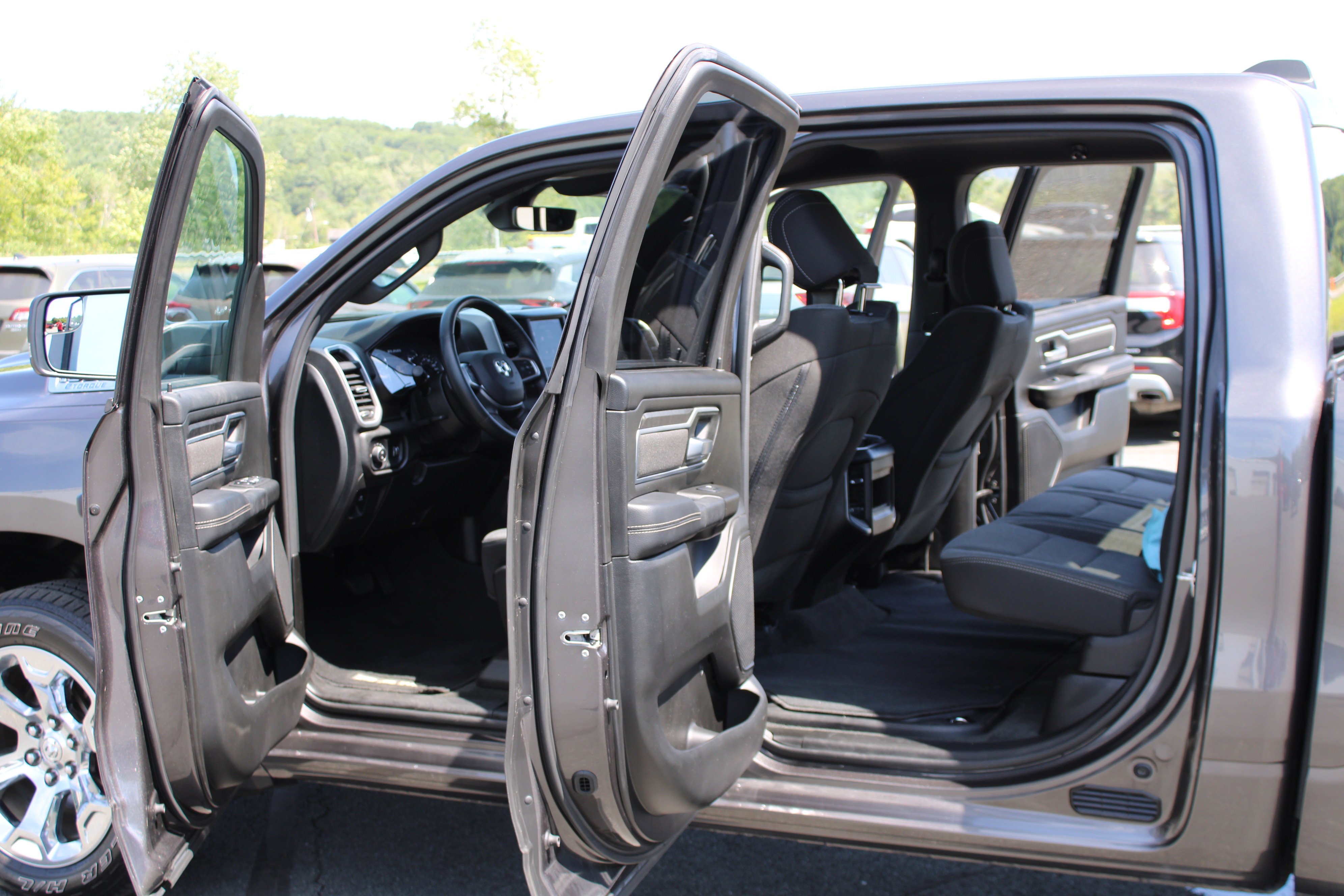 Used 2023 Granite Crystal Metallic Clearcoat Ram Big Horn image 15