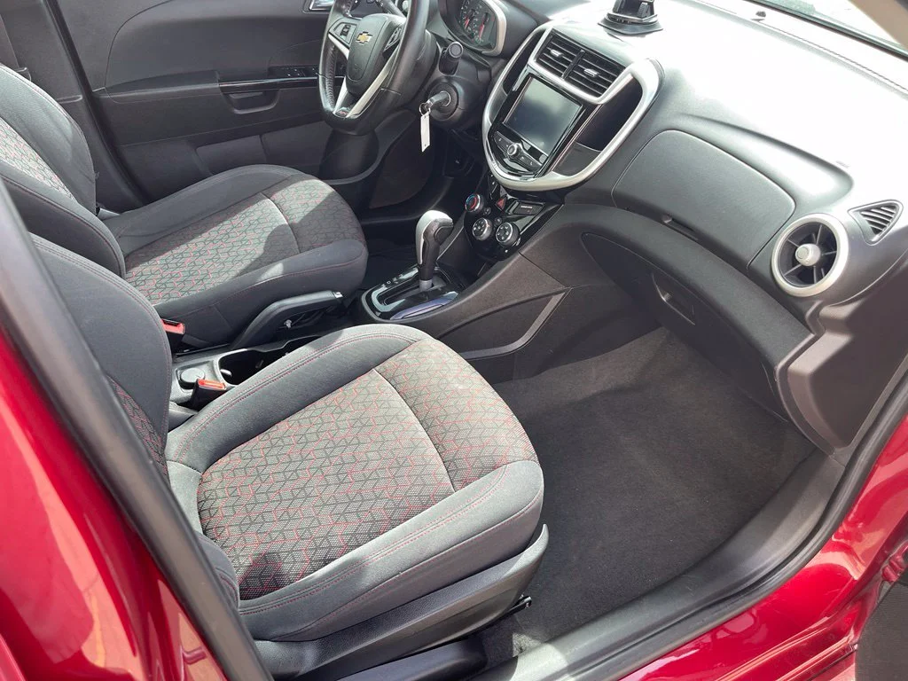 Used 2017 Cajun Red Tintcoat Chevrolet LT image 26