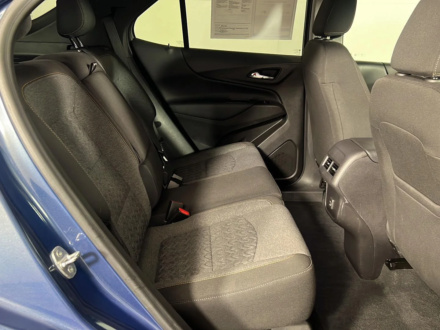 Used 2024 Lakeshore Blue Metallic Chevrolet LT image 3