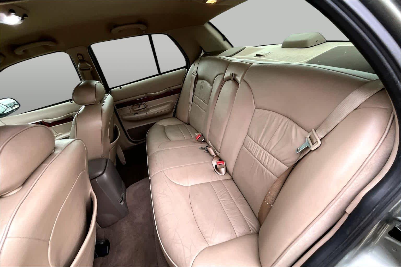 Used 2002 Chestnut Metallic Mercury LS Premium image 17