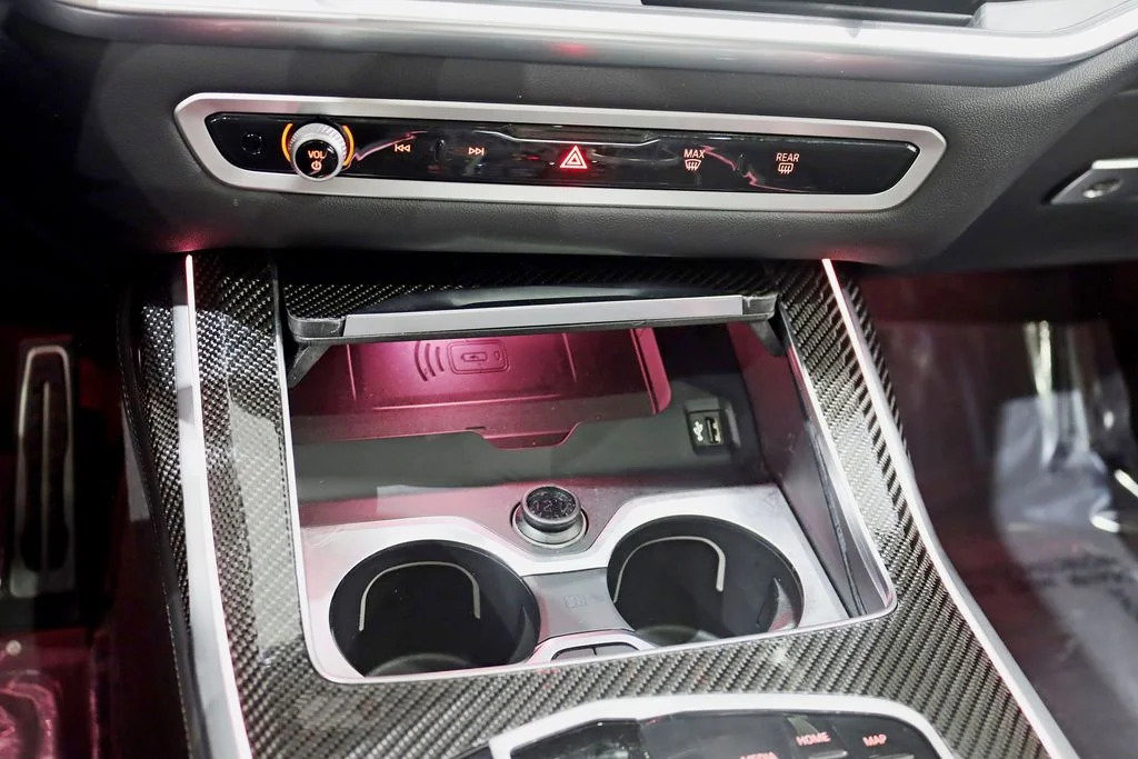 2025 BMW X7 M60i
