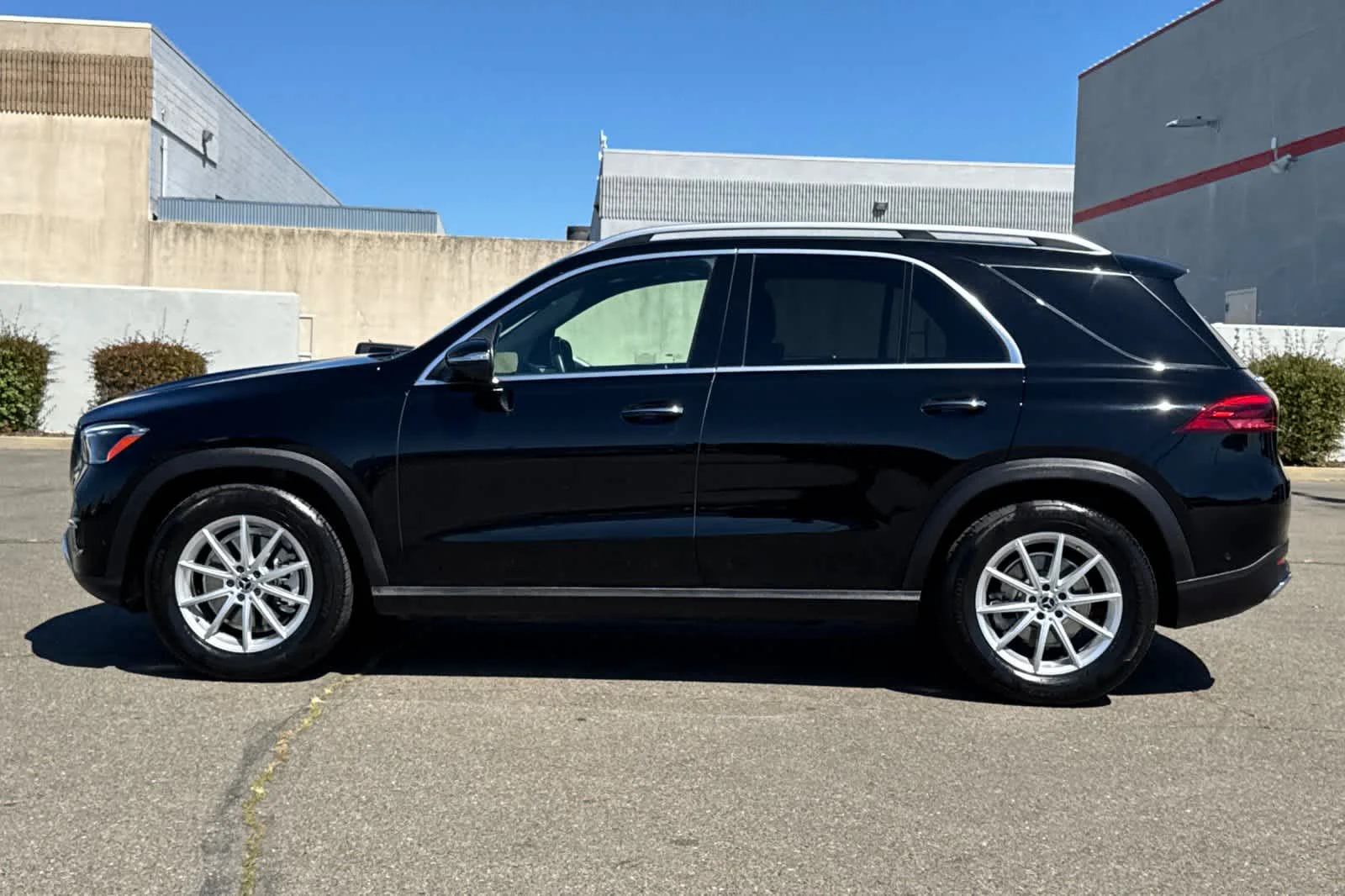 Used 2025  Mercedes-Benz GLE 350 image 9
