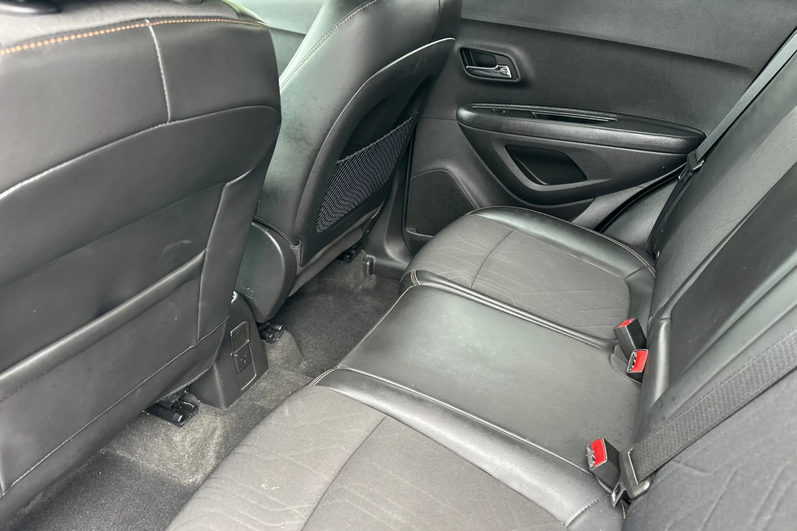 Used 2020 Summit White Chevrolet LT image 12