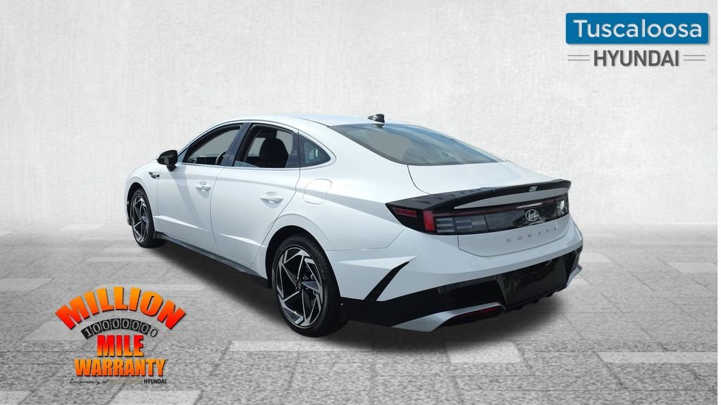 New 2026 White Hyundai SEL Sport image 6