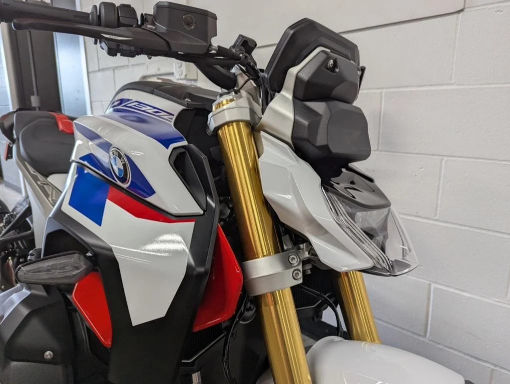 New 2026 LIGHT WHITE BMW 1300 R Performance image 4