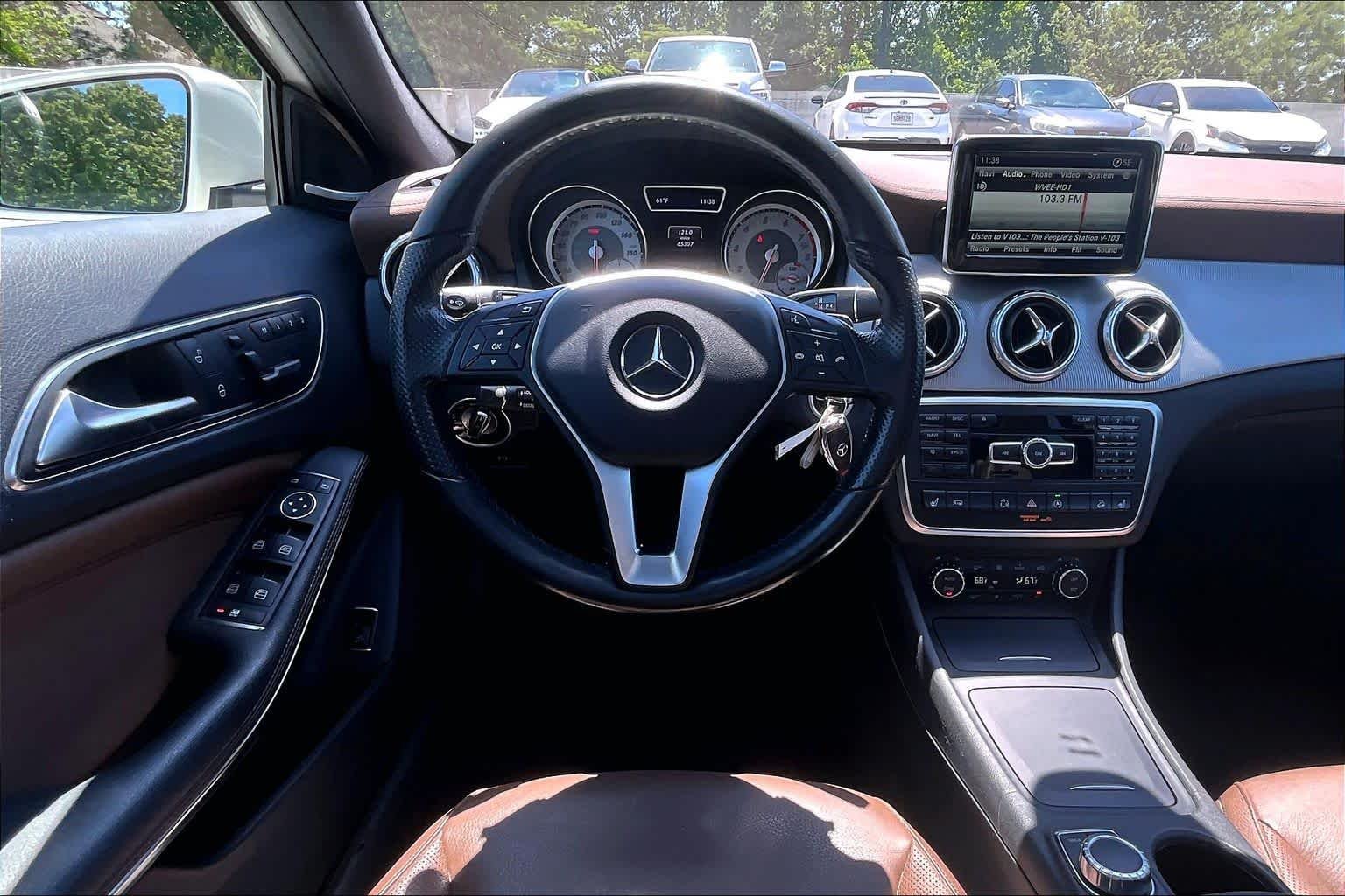 Used 2015 Cirrus White Mercedes-Benz GLA 250 image 10