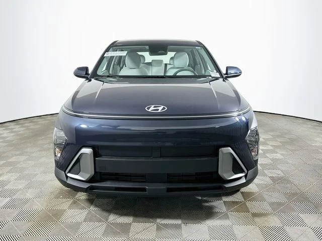 New 2027 Blue Hyundai SE image 8
