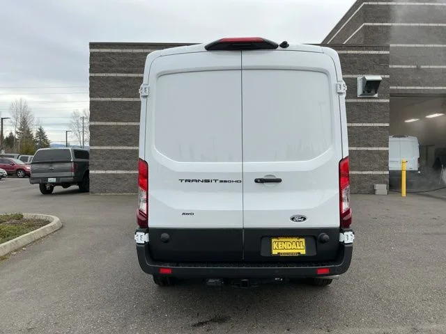 New 2026 Oxford White Ford Base image 5