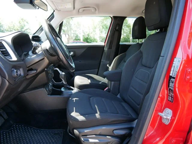 Used 2018 Red Jeep Latitude image 14