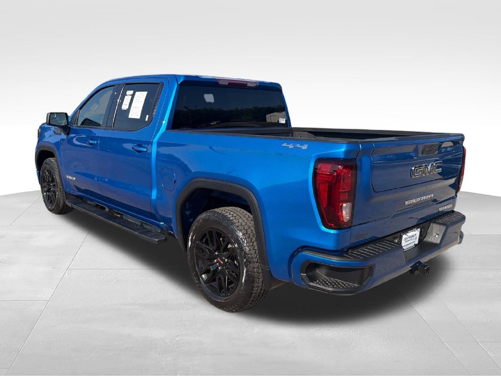 Used 2023 Blue GMC Elevation image 3