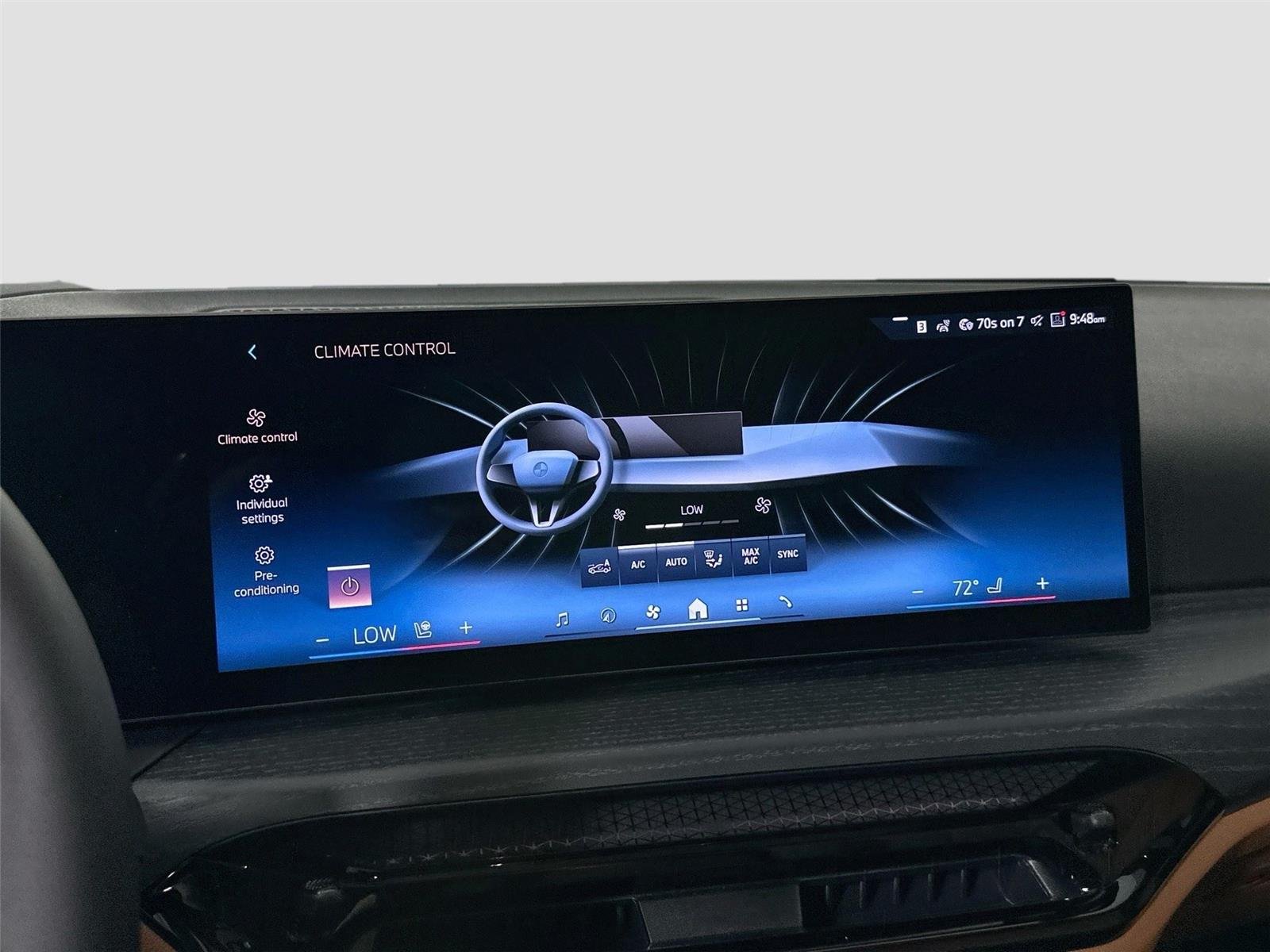2025 BMW 3 Series 330i - Photo 28