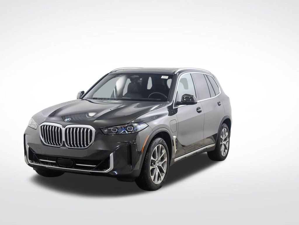 2026 BMW X5 xDrive50e's photo