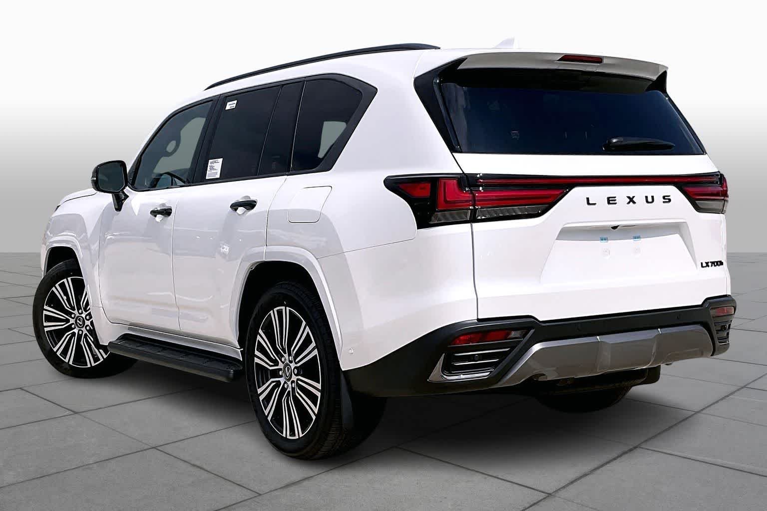New 2026 Eminent White Pearl Lexus LUXURY image 4