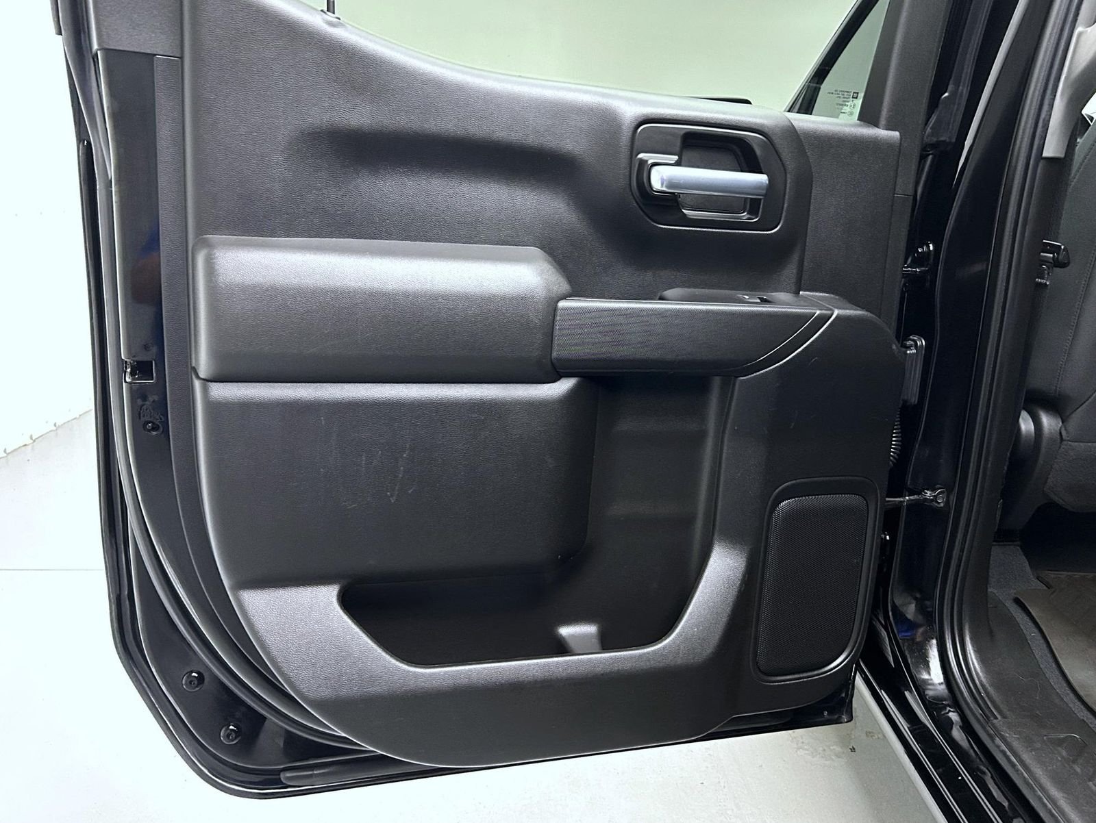 Used 2021 Black Chevrolet Custom image 20
