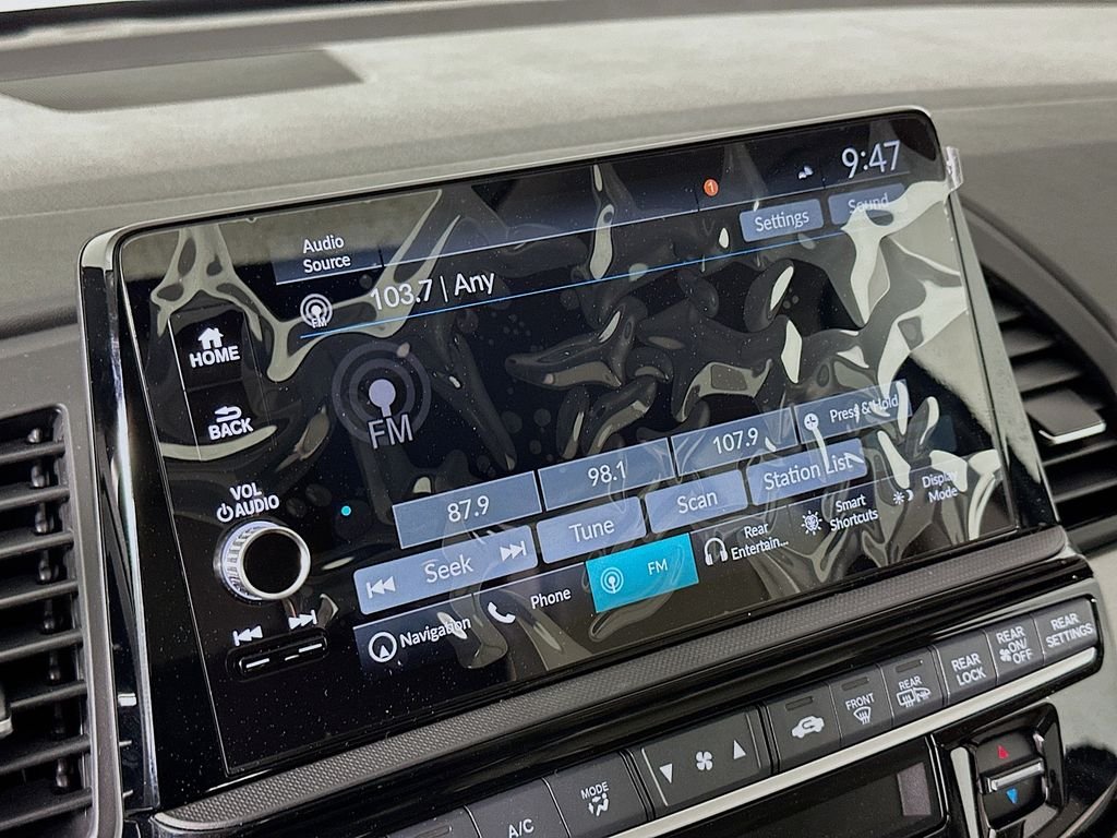New 2026 Modern Steel Metallic Honda Touring image 15