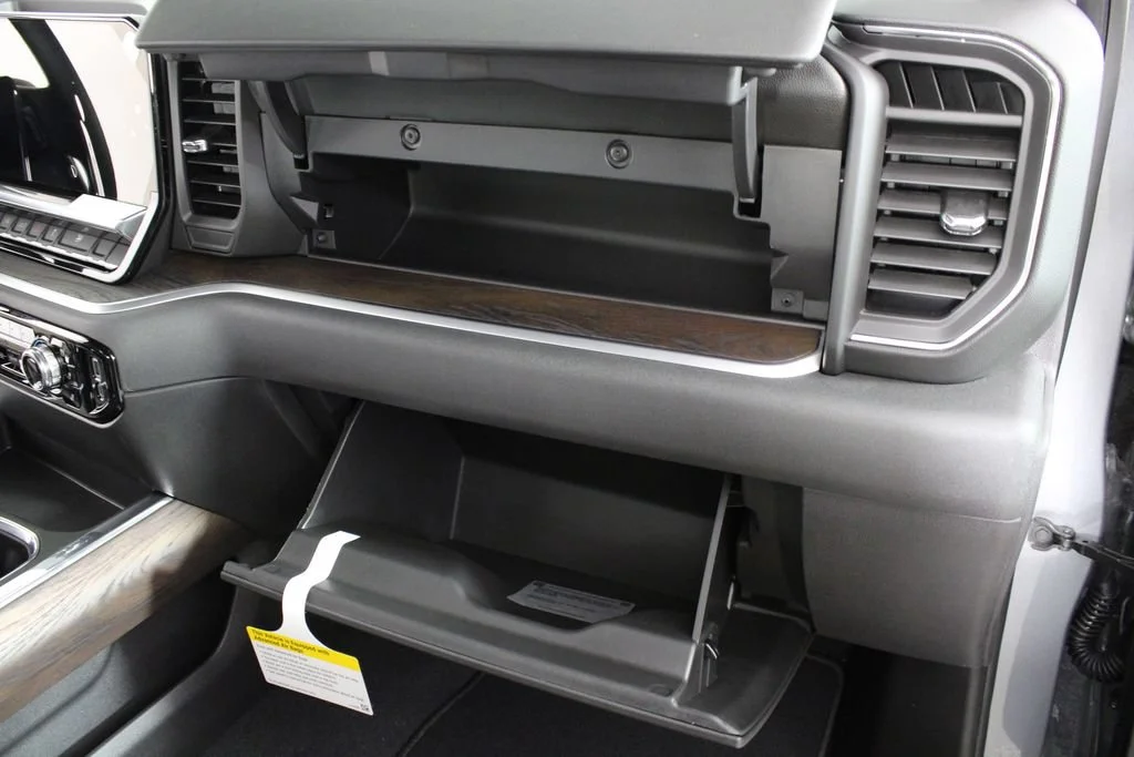 2026 GMC Sierra 1500 SLT - Photo 19