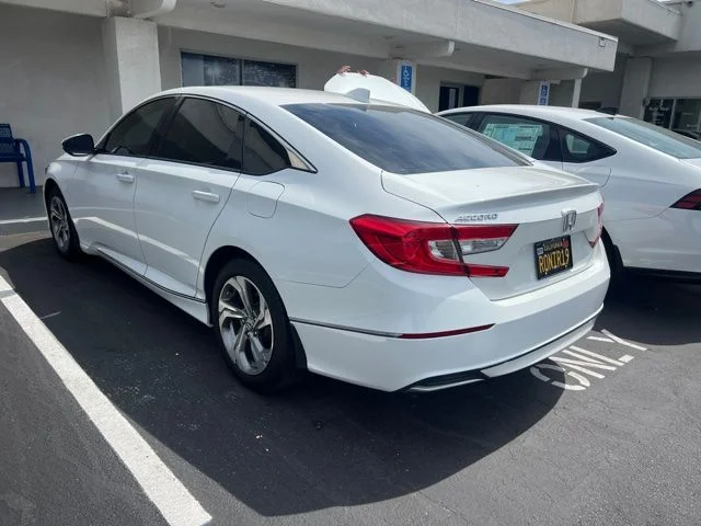 Used 2018 Platinum White Pearl Honda EX-L image 10