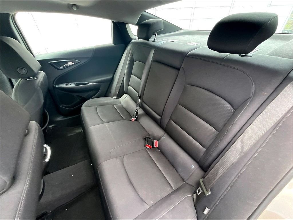 Used 2023 Mineral Gray Metallic Chevrolet  image 15